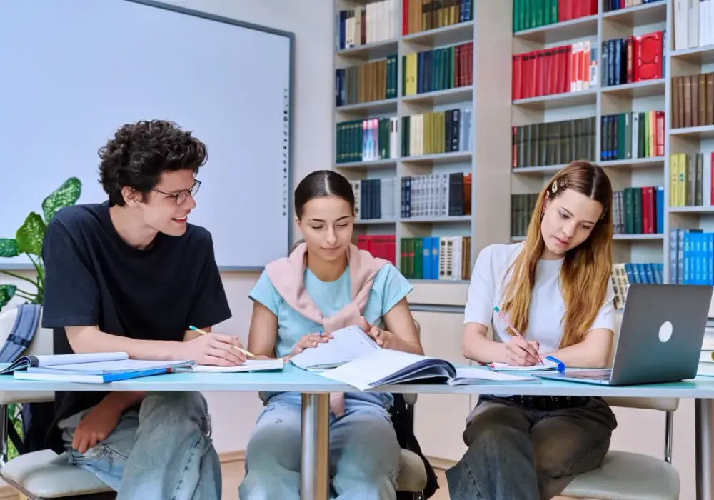 Ile lat trwa nauka w technikum? Sprawdź aktualne zasady