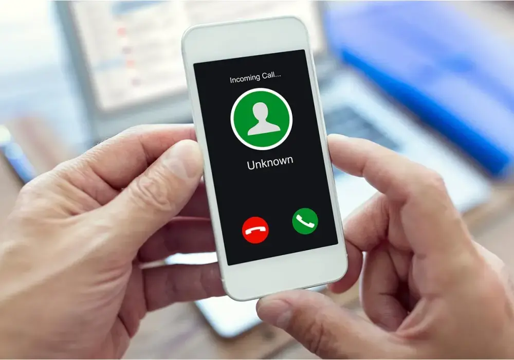 Jak ukryć telefon na sprawdzianie i uniknąć problemów z nauczycielem