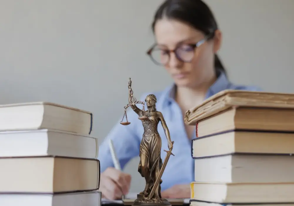 Europejskie rynki pracy a absolwenci prawa - gdzie czekają największe szanse na karierę?