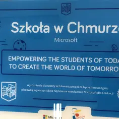 Ile trwa szkoła w chmurze? Poznaj elastyczny system nauki