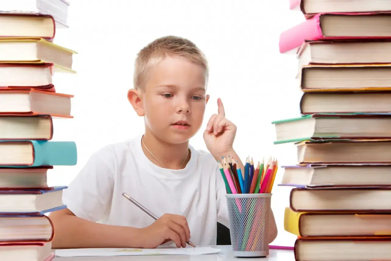Zdjęcie Po co są lektury szkolne? Odkryj ich prawdziwe znaczenie w edukacji