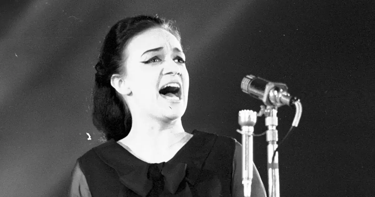 Ewa Demarczyk śpiewa 