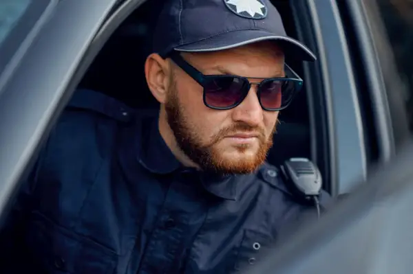Jak zostać policjantem kryminalnym? Realna ścieżka kariery